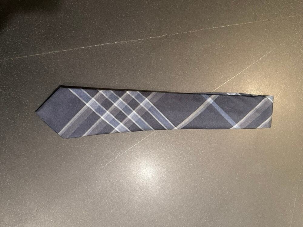 Burberry London Men’s Silk Tie Navy Blue Gray Plaid Check Luxury Designer